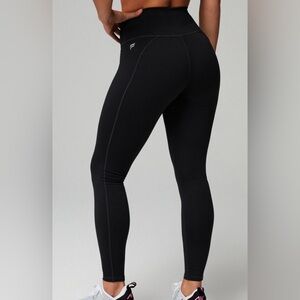 Define PowerHold® High-Waisted Leggings (Large)